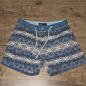 Pull & Bear Men's Blue Patterned Shorts Size EUR 42 MEX 32